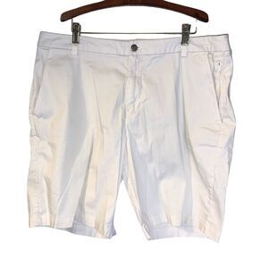 Lululemon Men's Commission Shorts Size 36 Golf Slim Chino 9" Inseam White Casual